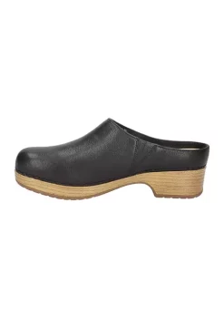 Bella-Vita Motto Slip Resistant Clogs -Bella-Vita Shoes Shop Belk 552