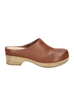 Bella-Vita Motto Slip Resistant Clogs -Bella-Vita Shoes Shop Belk 729